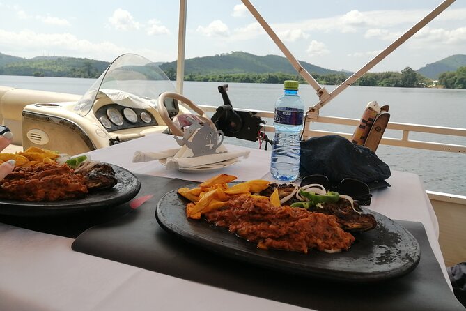 Full-Day Accra Safari and Boat Cruise Private Tour - Why this Accra day trip works so well
