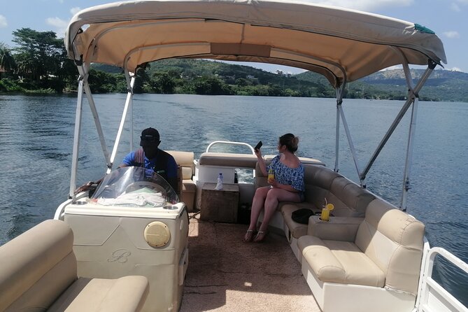 Full-Day Accra Safari and Boat Cruise Private Tour - The guide can shape the whole experience