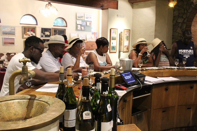 Full-Day Safari Aquila Game Reserve from Cape Town - The 6:30 a.m. start and pickup details