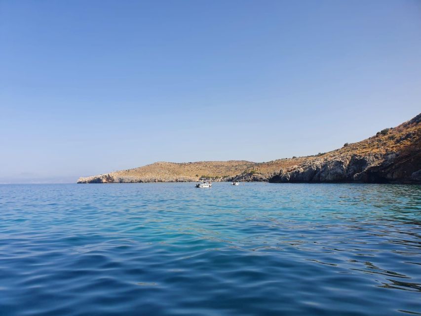 Georgioupolis: Rent a Boat Safari Sea Tour - The route toward caves and the lighthouse