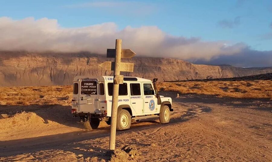 Graciosa Island: Jeep Safari Playa De las Conchas - Key points to know before booking