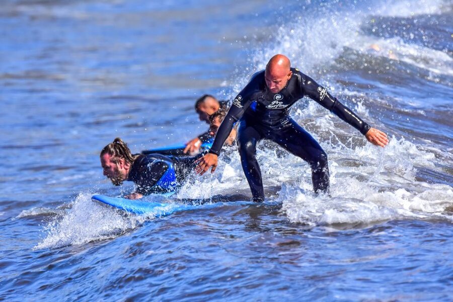 Gran Canaria Surf Safari Course: Surf Lesson all levels - The beach briefing covers safety and basic theory