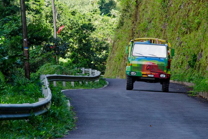Half Day Jeep Safari - Wotten Waven and Dominica’s volcanic heat
