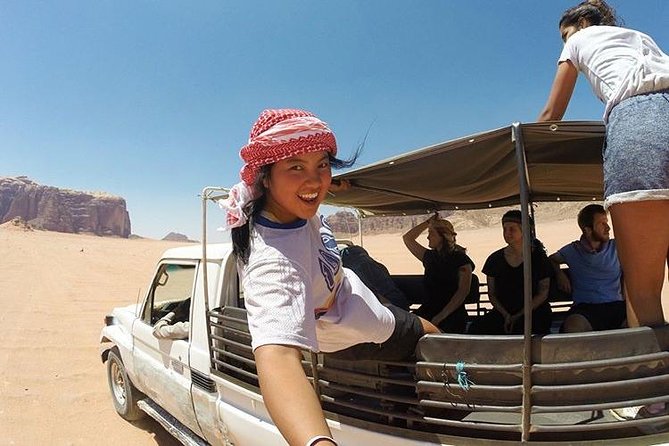 Half-Day Jeep Safari "Wadi Rum Highlights!" w/ Professional Bedouin Guide - Why a half-day Jeep tour makes sense