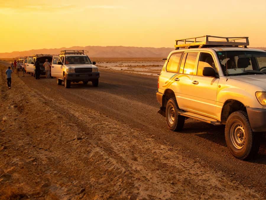 Hurghada: 6-Hour Jeep Desert Safari, Dinner, and Show - The Jeep route and Red Sea views