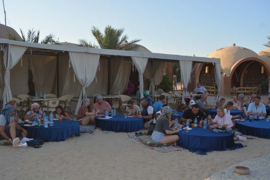 Hurghada: Quad Bike, Buggy, Jeep Safari, Camel Ride & Dinner - The show includes oriental entertainment and belly dance