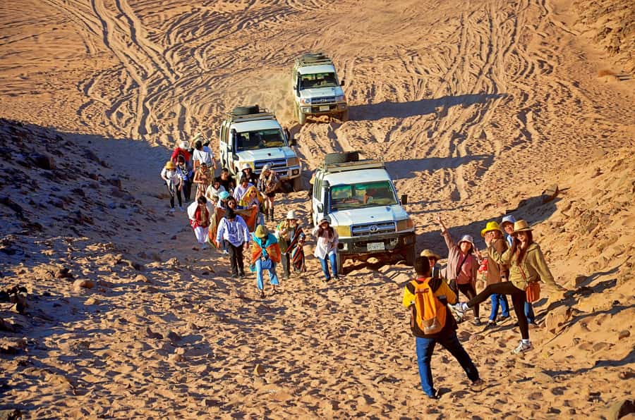 Hurghada: Safari Jeep & Camel Ride with BBQ Dinner & Show - Key points before you book