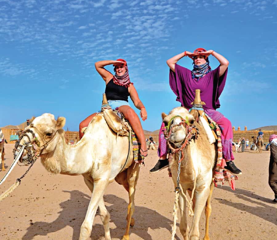 Hurghada: Safari Jeep & Camel Ride with BBQ Dinner & Show - Leaving Hurghada for the desert