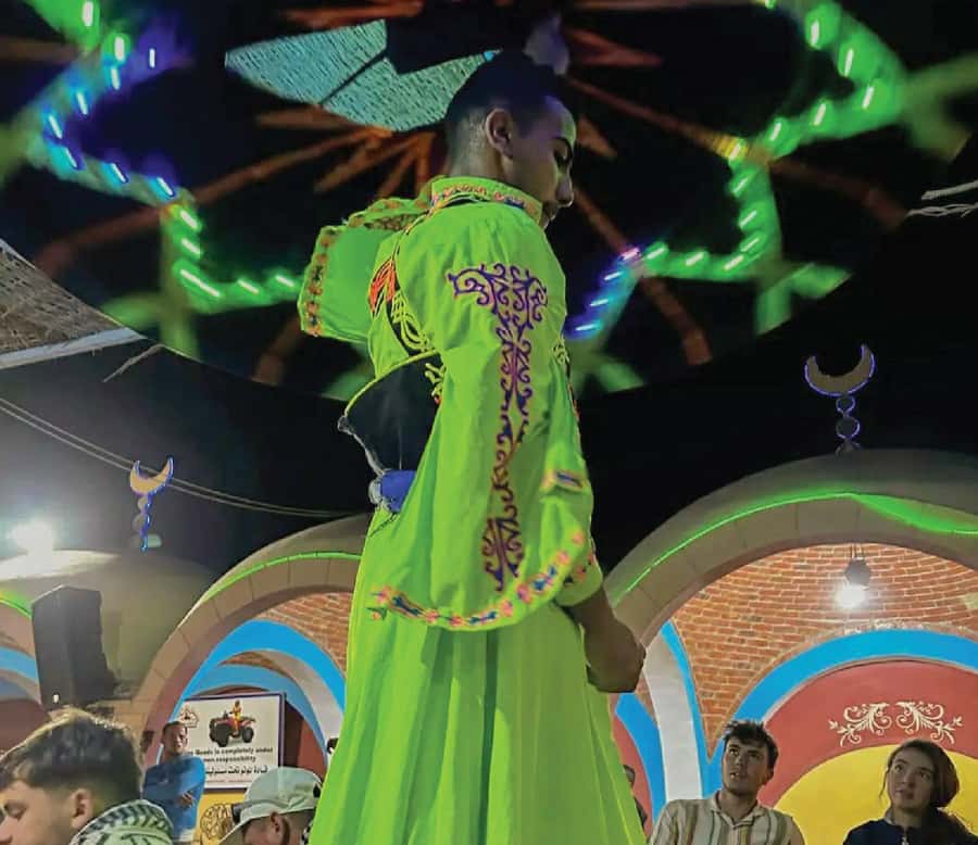 Hurghada: Safari Jeep & Camel Ride with BBQ Dinner & Show - The 20-kilometer Jeep ride