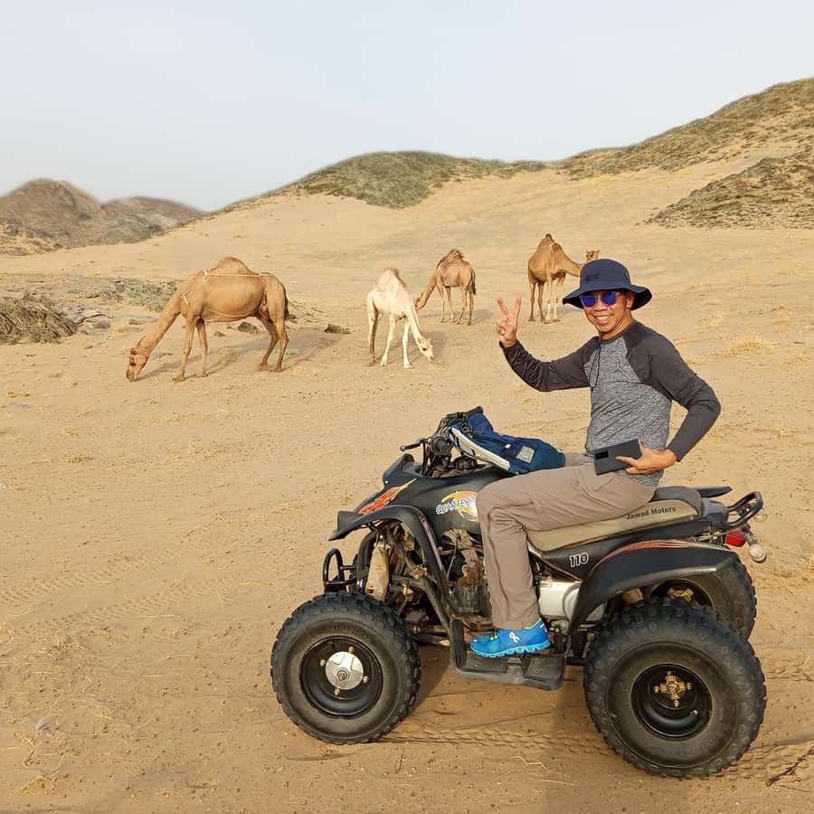 Jeddah Desert Safari: Quad Biking, Camel Farm & Sunset Views - Sunset and sunrise change the entire mood