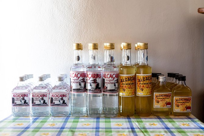 Jeep Safari #1 in Algarve - The distillery, medronho, and honey