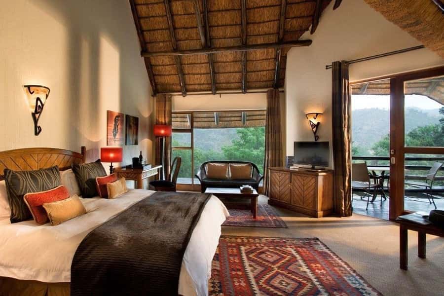 Johannesburg: 2-Day 4-Star Pilanesberg Safari - What your $609 covers, and what it does not