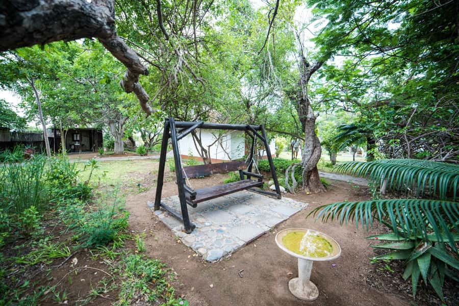 Johannesburg: 4-Day Classic Kruger National Park Safari - The lodge, meals, and daily comfort