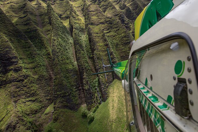 Kauai Deluxe Waterfall Safari: Helicopter Tour - Waimea Canyon from above