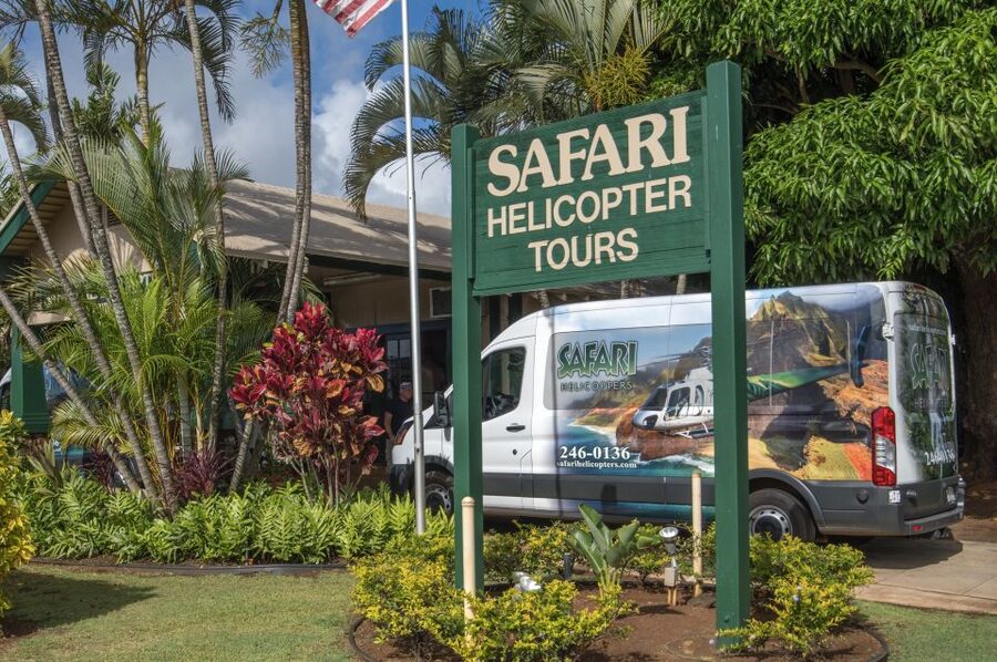 Lihue: Deluxe Waterfall Safari Helicopter Tour - Waimea Canyon from above