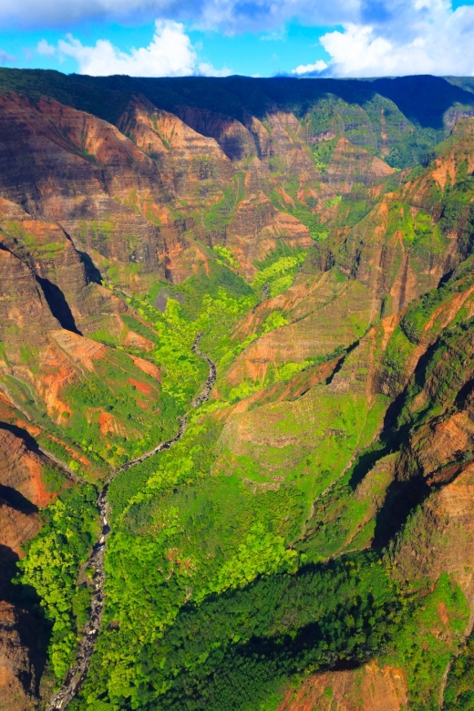 Lihue: Deluxe Waterfall Safari Helicopter Tour - Seating, comfort, and practical limits