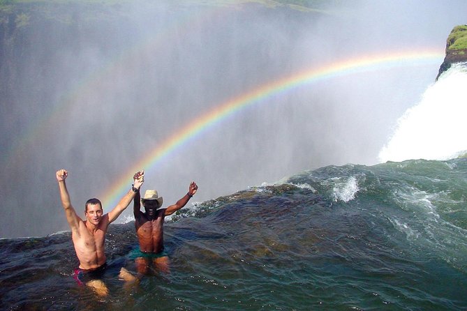 Livingstone Island and Devil's Pool Walking Safari - The 9:00 a.m. start and first views of the falls
