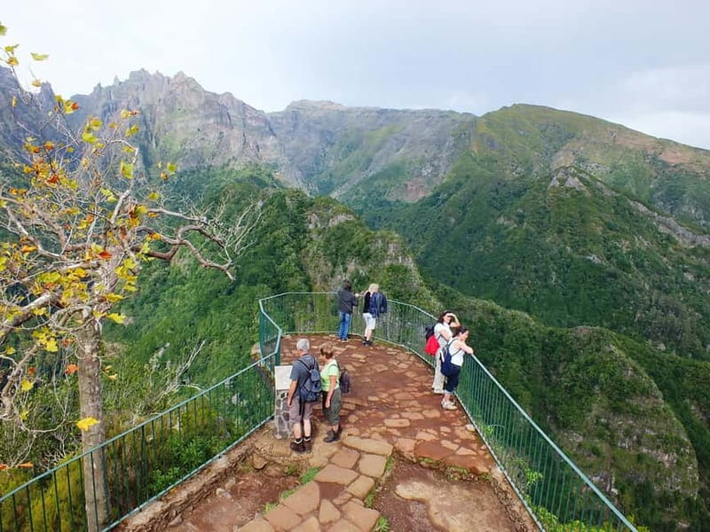 Madeira: Santana Jeep Safari and Referta Levada Walk - Guides, vehicles, and the feel of the day