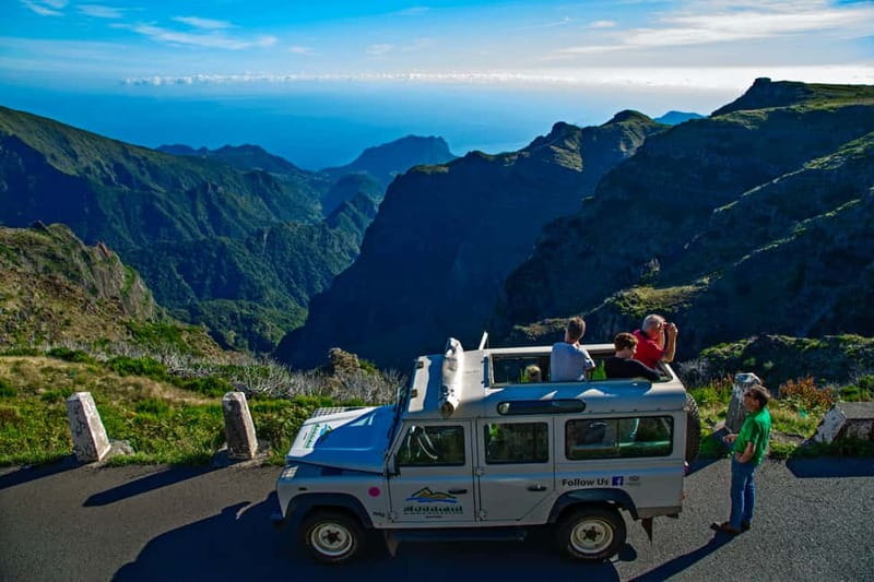 Madeira: Santana Jeep Safari and Referta Levada Walk - Pico do Areeiro: a high start at 1,818 metres