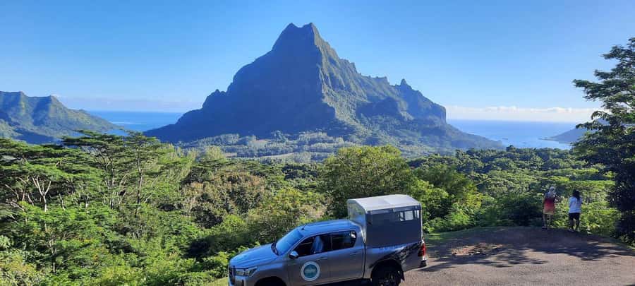 Moorea : Safari Nature and Culture Tour with local guide - Cook’s Bay connects Moorea with the first navigators