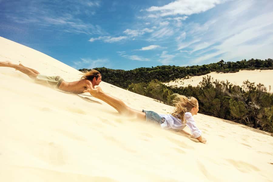 Moreton Island: Desert Safari Tour & Dolphin Viewing - Free time before the sunset program