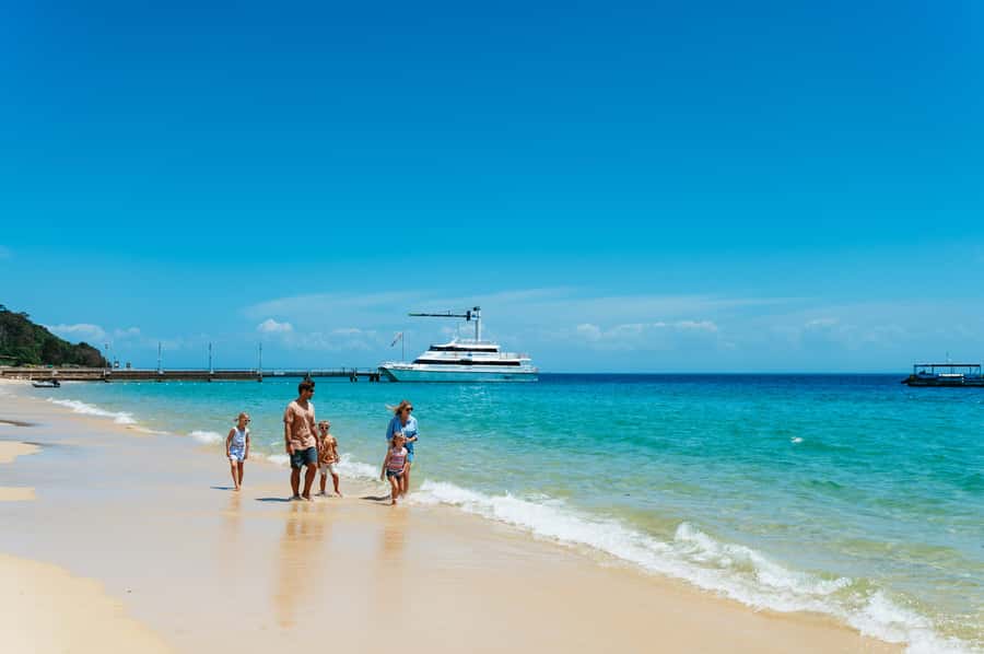 Moreton Island: Tangalooma Day Trip with Desert Safari - Who should book it?