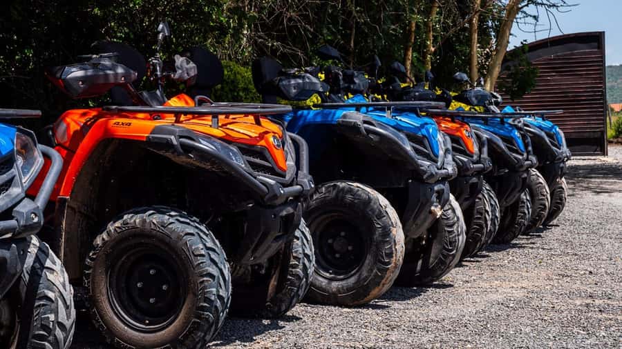 Nairobi: ATV/Quad Bike Wildlife Safari with Transfers & meal - Safety briefing, helmets, and your first few minutes on the quad