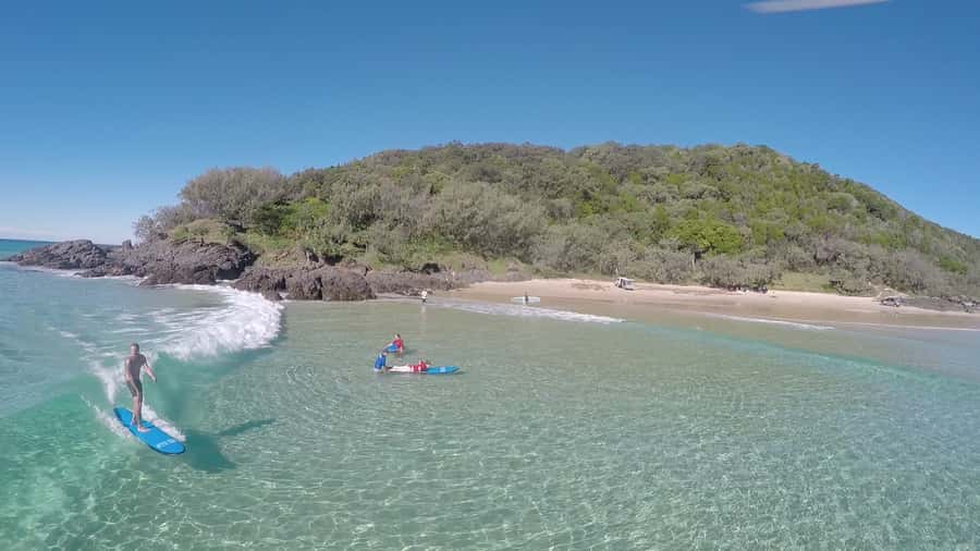 Noosa: Epic Learn to Surf Safari 4x4 - Double Island Point - Arriving at a quieter point break