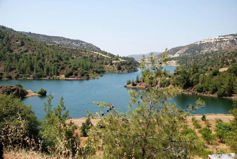 Paphos: Troodos-Kykkos Land Rover Treasure Jeep Safari - Through the Troodos Forest to the Venetian bridge