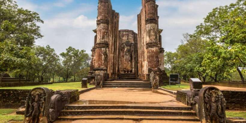 Polonnaruwa Day Tour With Minneriya NP Elephant Safari - Morning among Polonnaruwa’s royal ruins