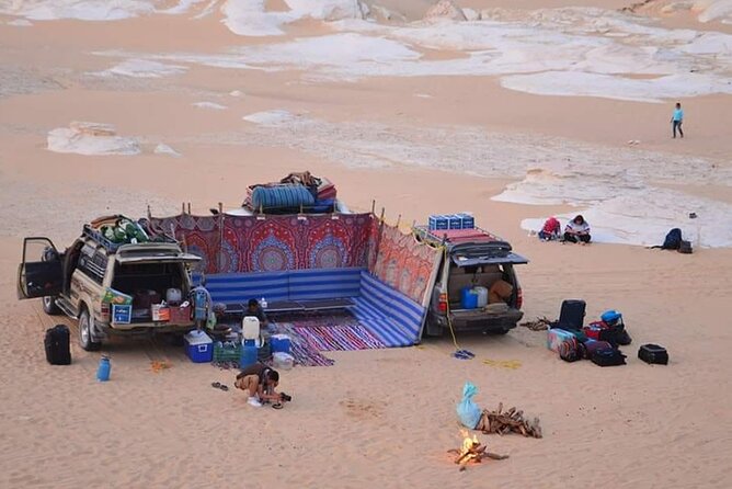 Private 2 Days Jeep Safari to White Desert and Bahariya Oasis - Crystal Mountain and the Agabat area