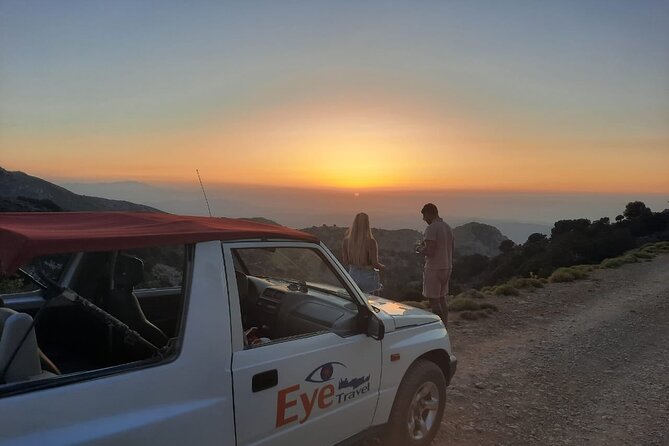PRIVATE Jeep Safari 4x4 SUNSET (with Dinner) in Mountains CRETE - Sfendili and the Aposelemis Dam