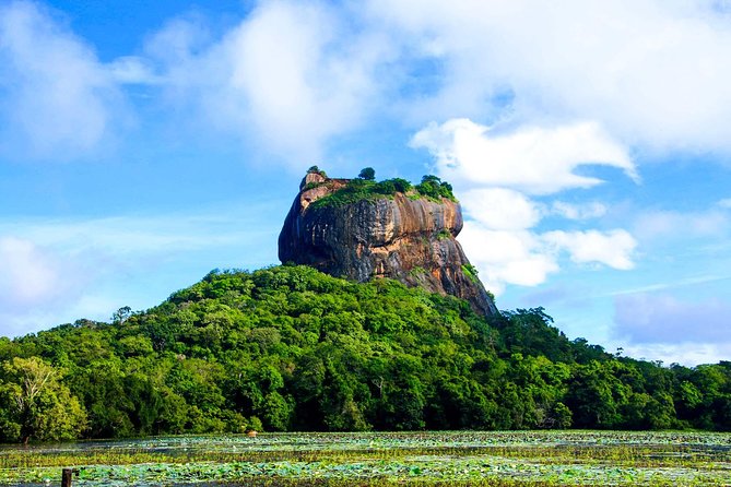 Private Trip to Sigiriya, Dambulla & safari from Colombo/ Negombo - Who will enjoy this route most