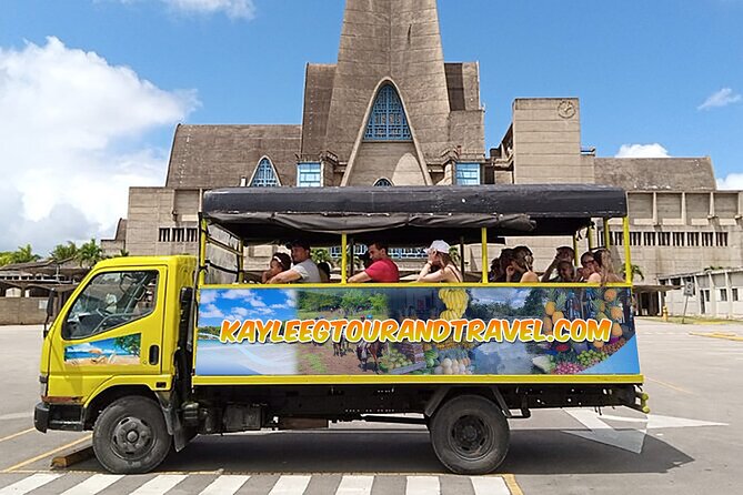 Punta Cana Half-Day Cultural Safari with Lunch and Drinks - Safari truck, van, and the comfort question