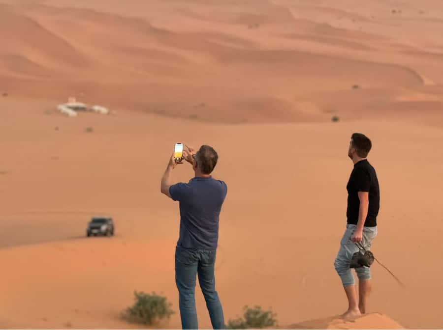 Riyadh: Red Sand Dunes (Safari trip) - Playing on the dunes with sandboards