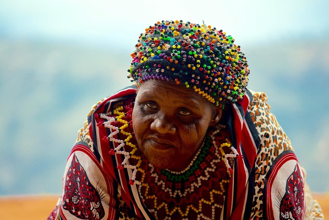 Safari & PheZulu Village Day Tour from Durban - The bird of prey stop adds a different kind of wildlife