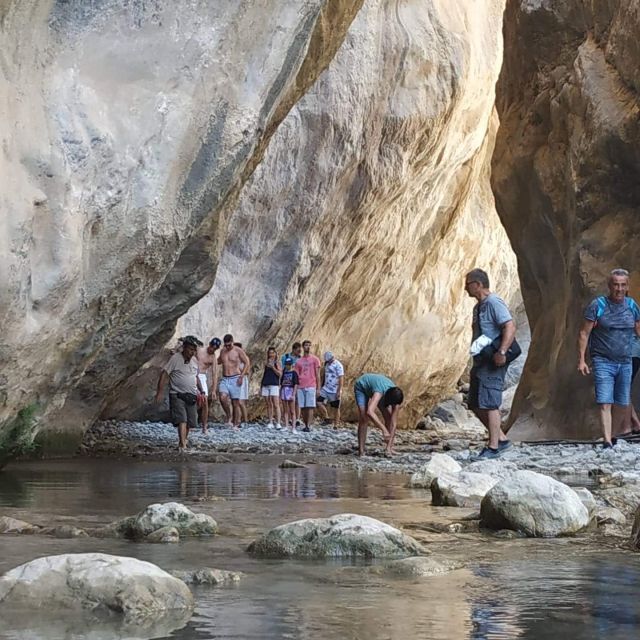 South Crete: Sarakinas Gorge Hike, Swim & Jeep Safari - Key points at a glance