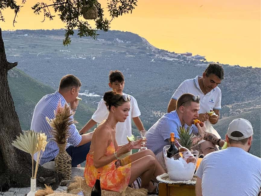 Sunset Safari in Thassos with free refill prosecco & fruits - Who should book this experience?