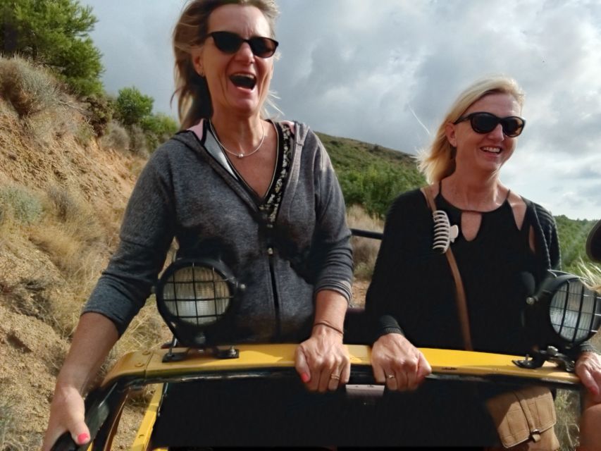 Valencia: Jeep Safari Mountain Adventure - Tapas, drinks, and a mountain picnic