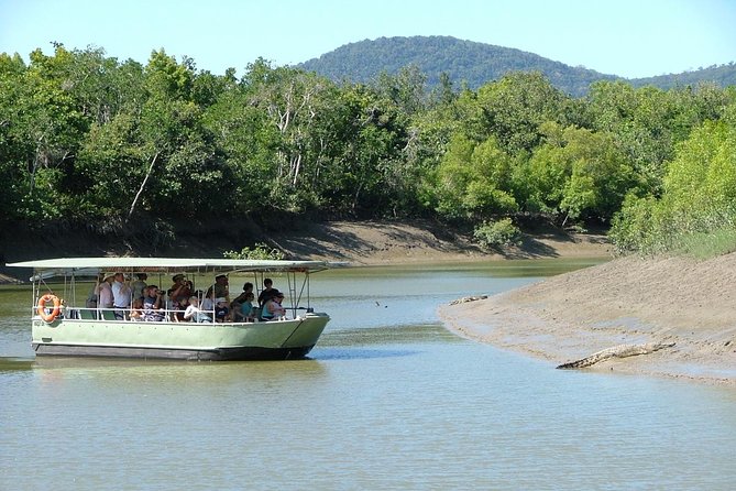 Whitsunday Crocodile Safari - Two hours searching the Proserpine River